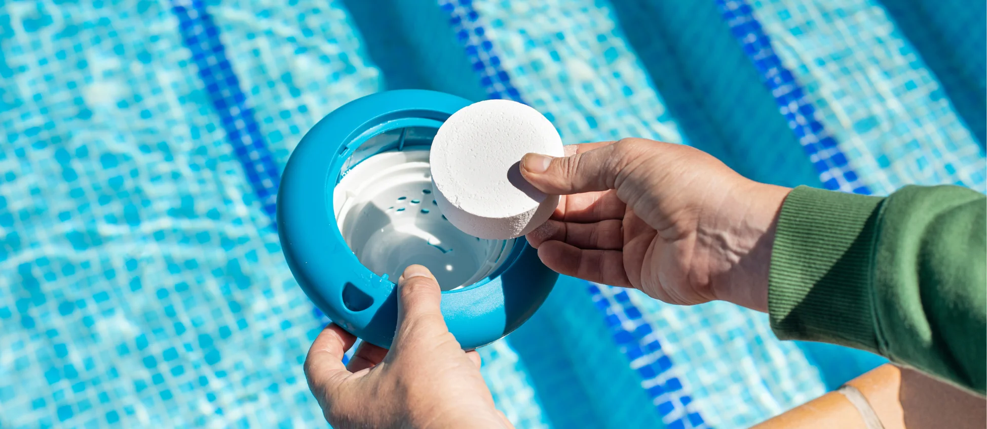 Produit nettoyant piscine