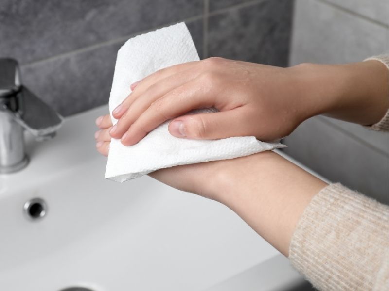Comment bien choisir ses essuie-mains pour un établissement professionnel ?